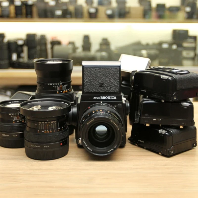 Best image for Bronica GS-1 + 80mm F/3.5 + 50mm F/4.5 + 150mm F/4 + 250mm F/5.6 Kit
