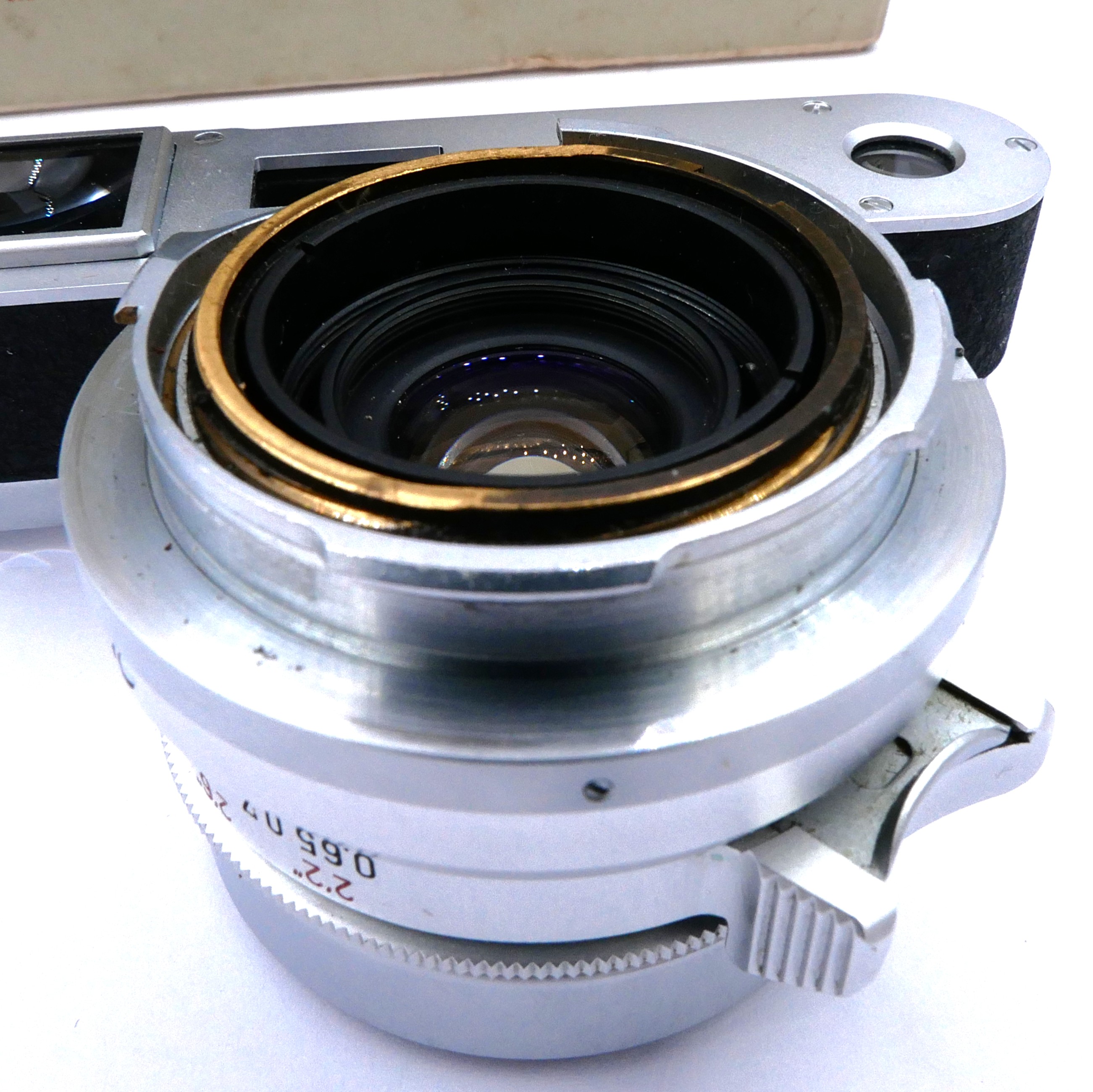 S-H-J5ANEJ_3.jpg - Leica 35mm F/2.8 Summaron Lens - Image 1