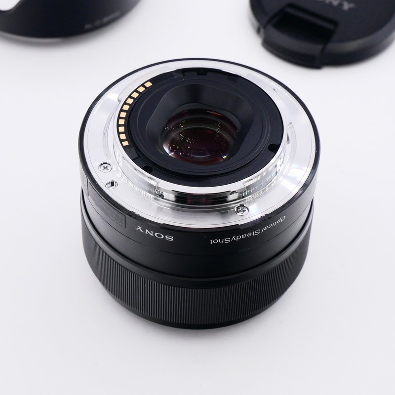 S-H-JRKSCU_3.jpg - Sony E 35mm F/1.8 OSS Lens - Image 1