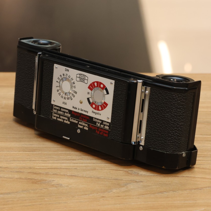 Best image for Zeiss Contarex Camera Back