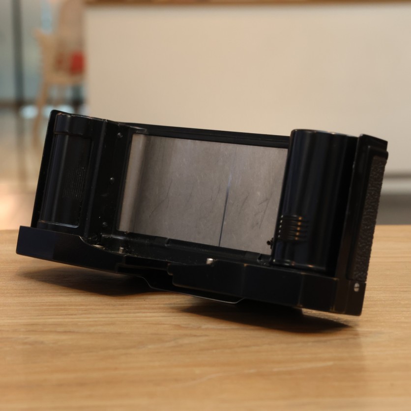 S-H-JSKP99_2.jpg - Zeiss Contarex Camera Back - Image 1