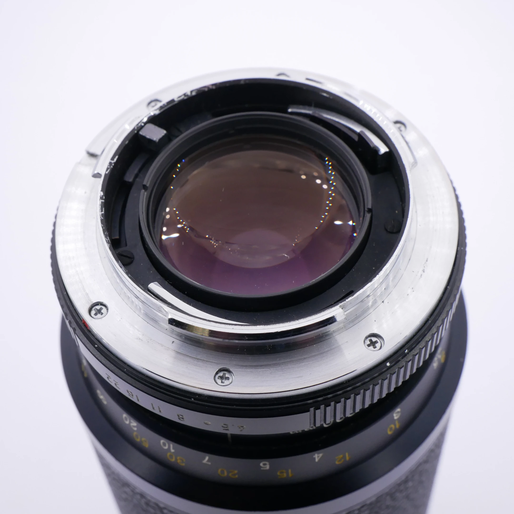 S-H-JW6R4Y_3.webp - Leitz 75-200mm F4.5 Vario Elmar-R Lens - Image 2