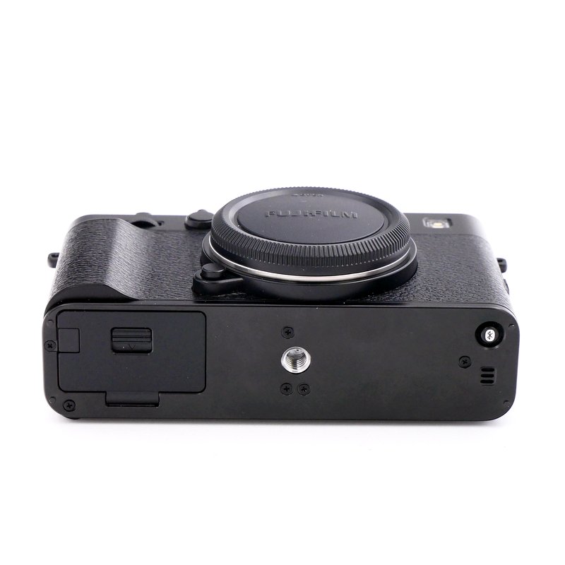 S-H-JXJ7H4_4.jpg - Fujifilm X-E5 Body - Sub 100 Frames! - Image 3