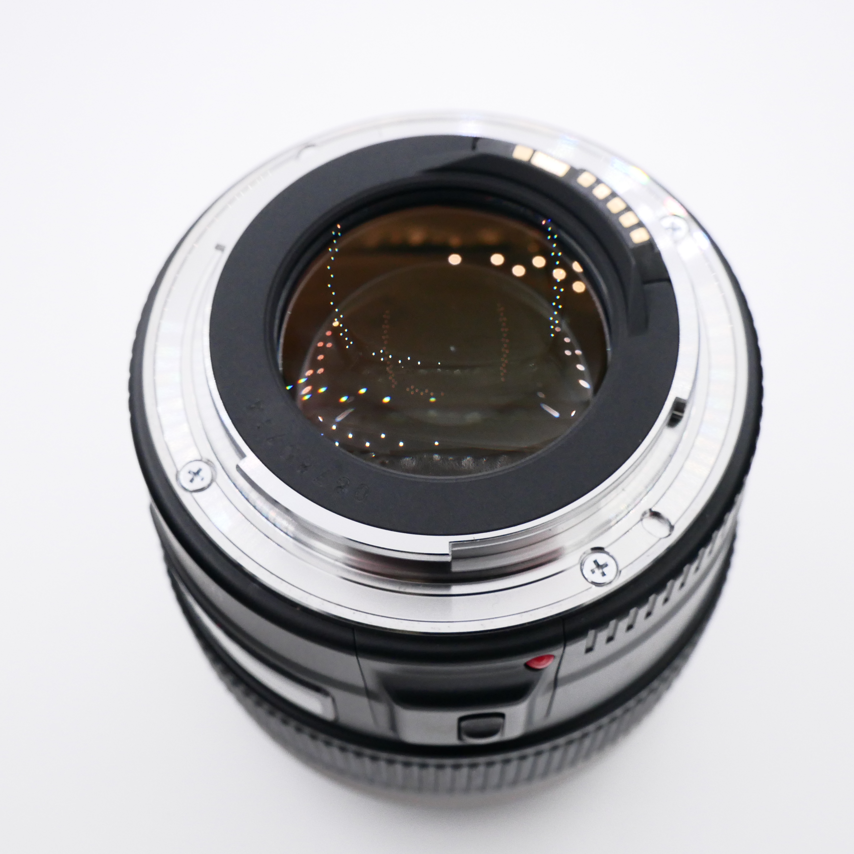 S-H-K9J5A8_3.jpg - Canon EF 85mm F1.8 USM Lens - Image 2