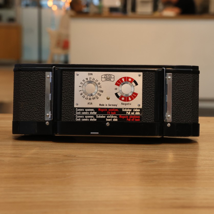 Zeiss Contarex Camera Back - Best Available Image