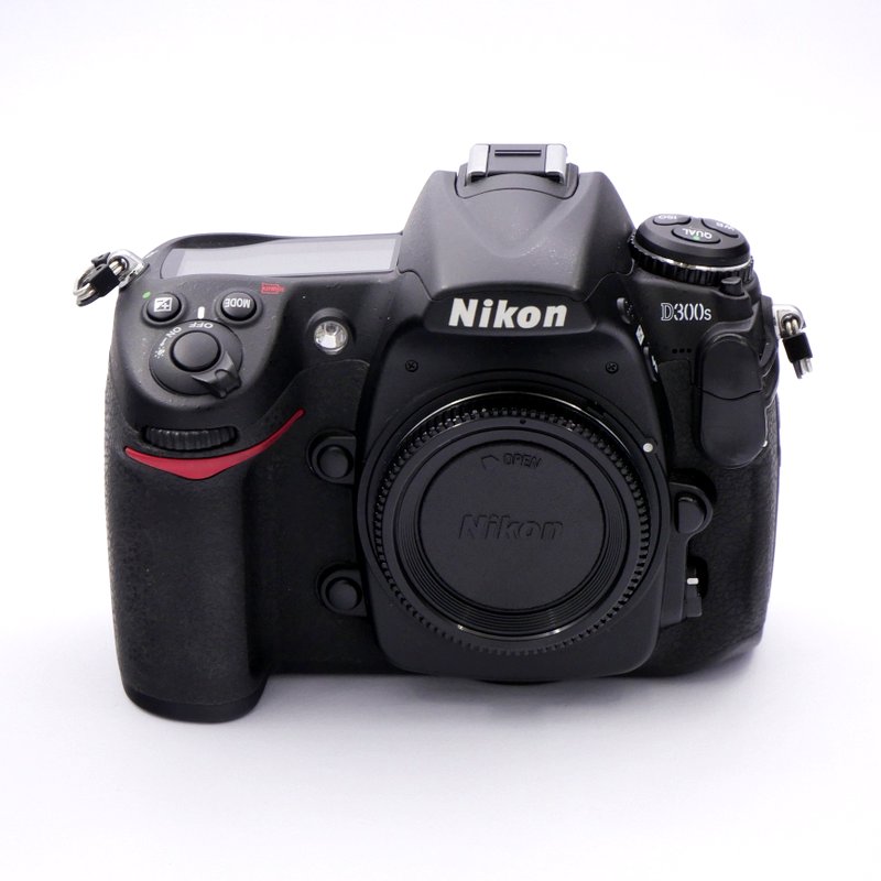 Best image for Nikon D300s Body Only (10k frames)