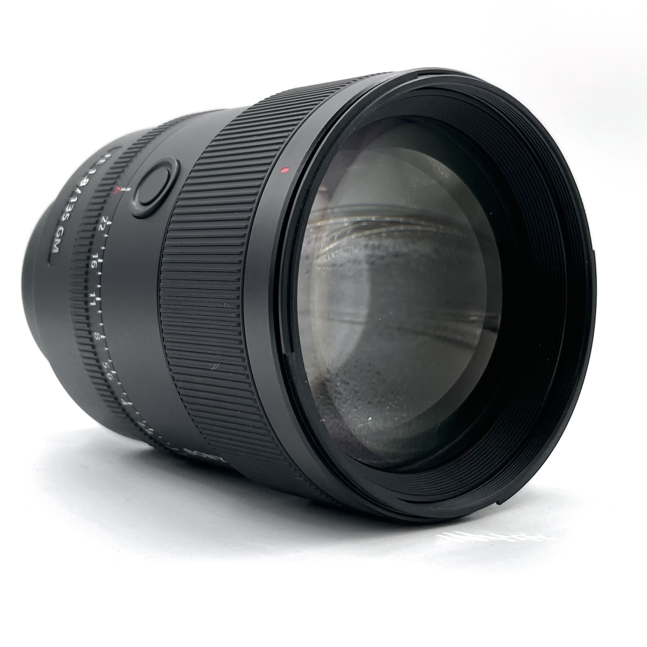 S-H-KHLC8H_2.jpeg - Sony FE 135mm F/1.8 GM Lens - Image 2