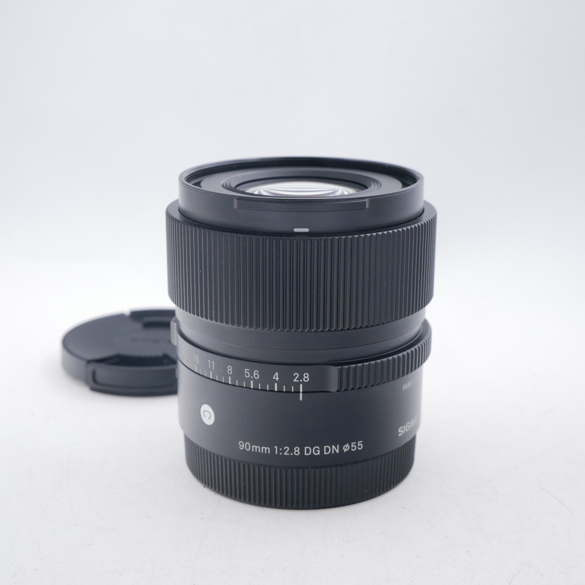 Sigma AF 90mm F2.8 DG DN Lens in Sony FE Mount