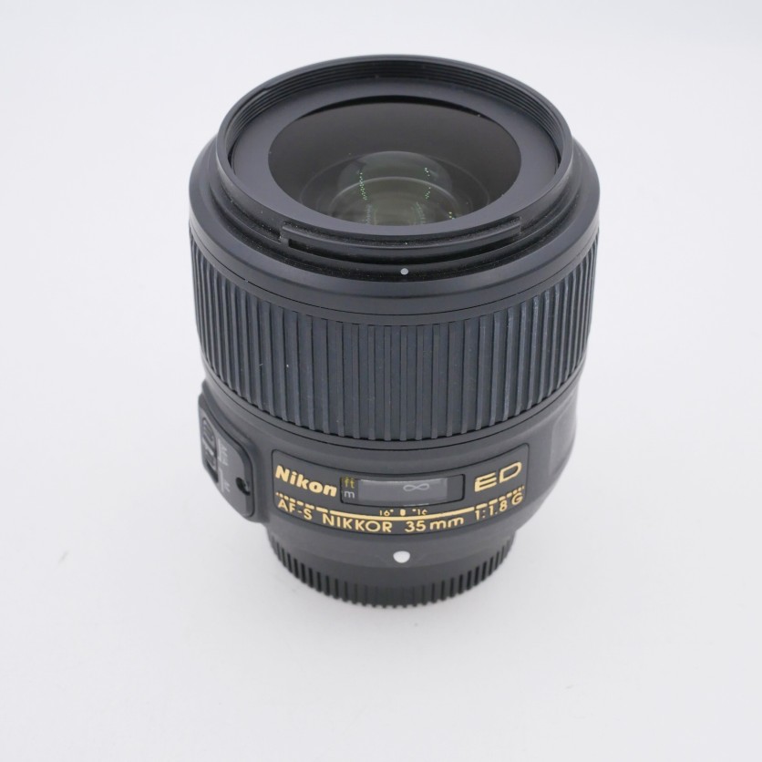 Nikon AF-S Nikkor 35mm f1.8 G