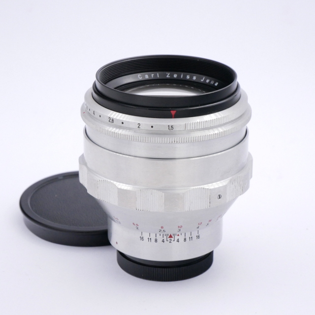 Best image for Zeiss MF 75mm F/1.5 Biotar Lens
