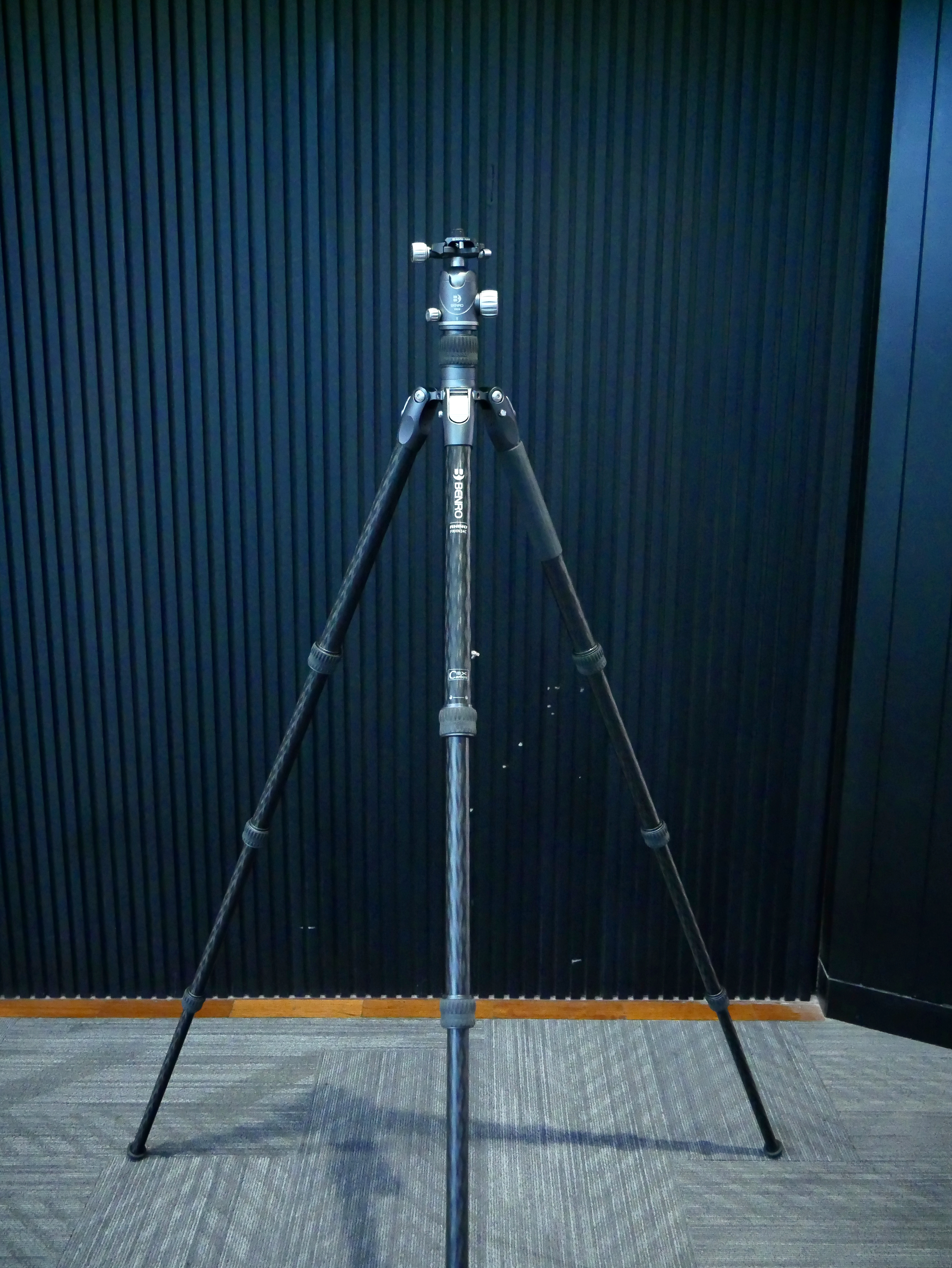 Best image for Benro FRHN24C Carbon Fiber Tripod with VX25 Head