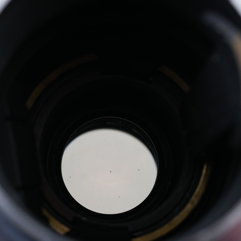 S-H-L8C2LK_2.jpg - Leica 135mm F4 Elmar Lens