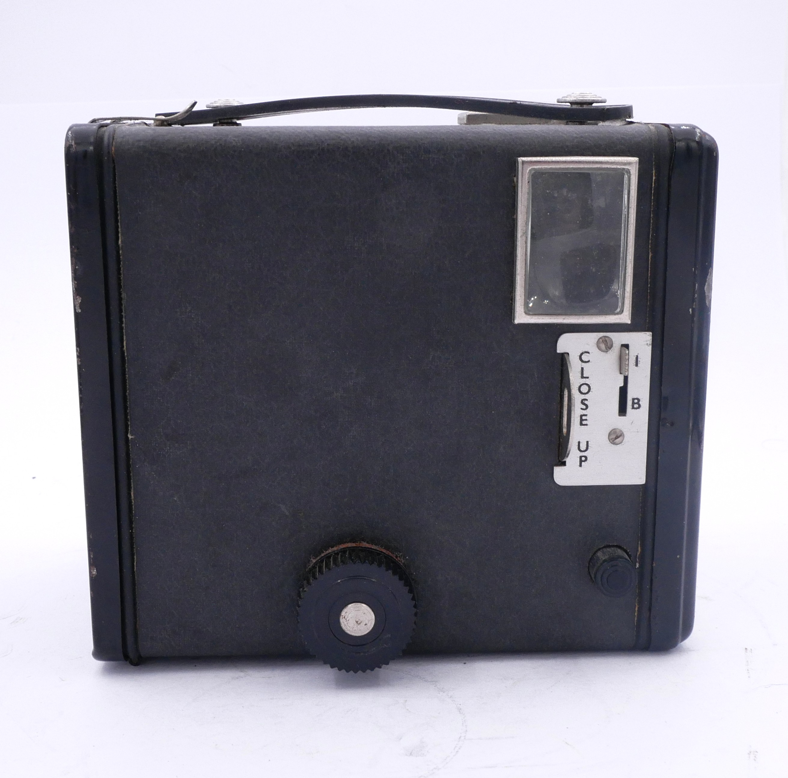 S-H-LDS9AH_2.jpg - Kodak Brownie Flash II - Image 2