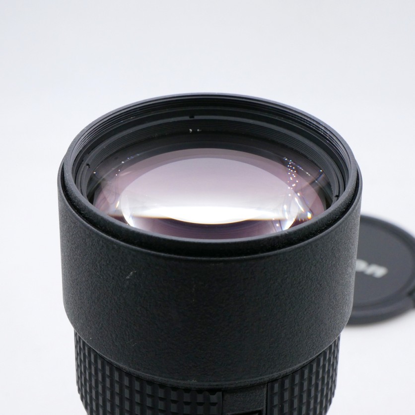 S-H-LTVVF8_2.jpg - Nikon AF 180mm F/2.8 ED Lens