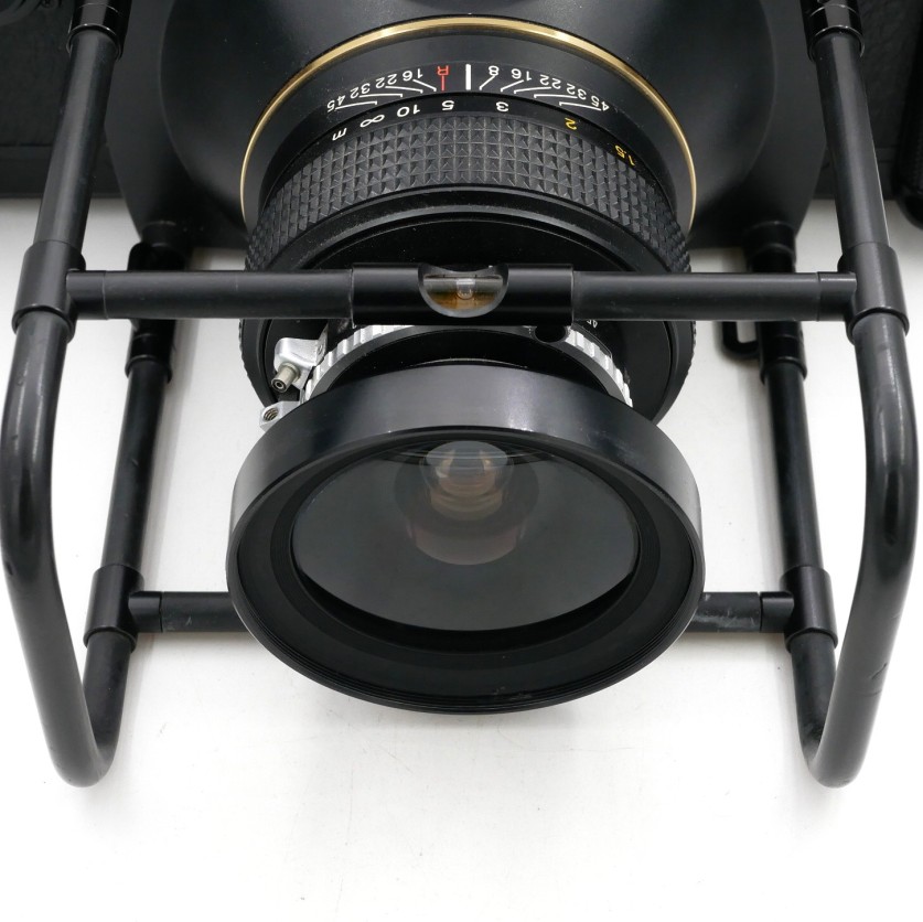 S-H-M9EX4E_5.jpg - Fujifilm G617 Professional + Center Filter + Hood + Case