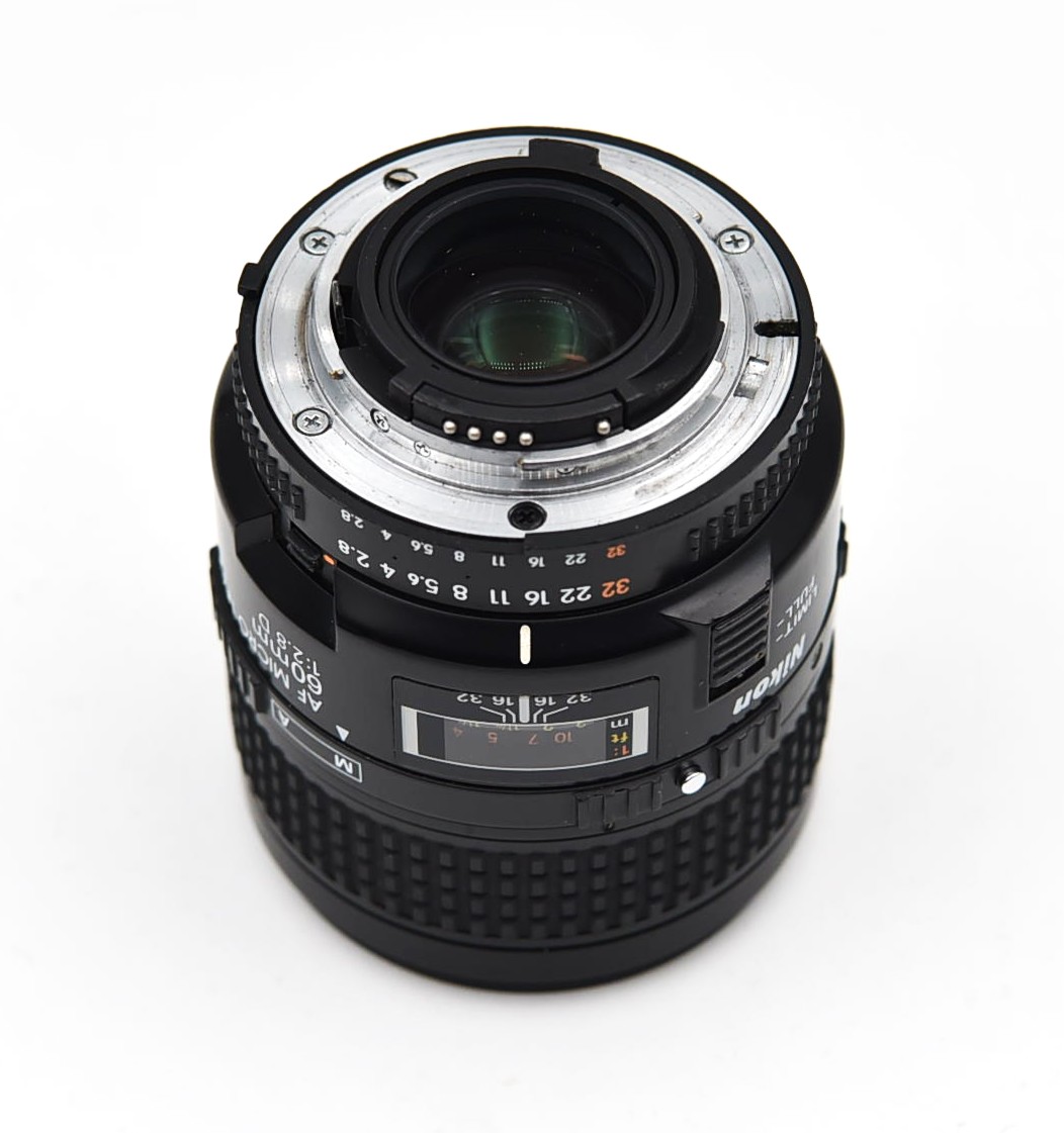 S-H-MAAHYD_2.jpg - Nikon AF 60mm F/2.8 D Micro Nikkor Lens  - Image 2