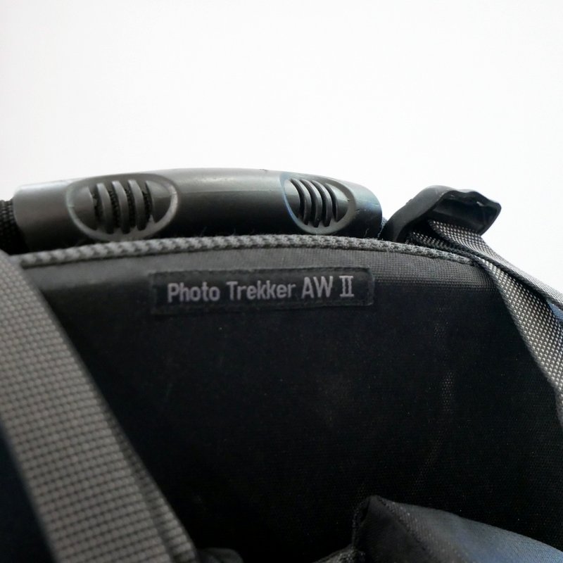 S-H-MJWRTE_3.jpg - Lowepro Photo Trekker AW II Camera Backpack - Image 2