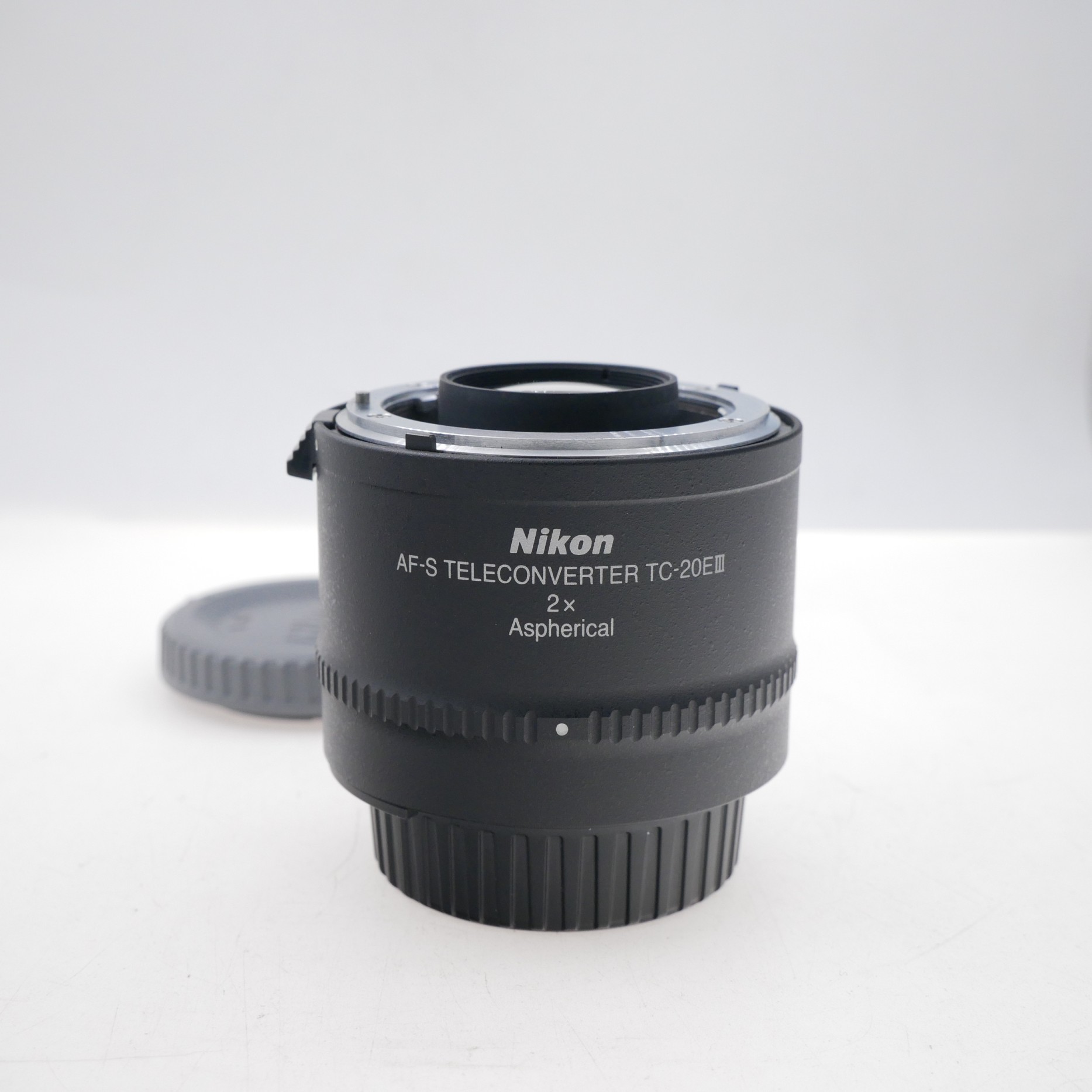 Nikon TC-20E III 2x 