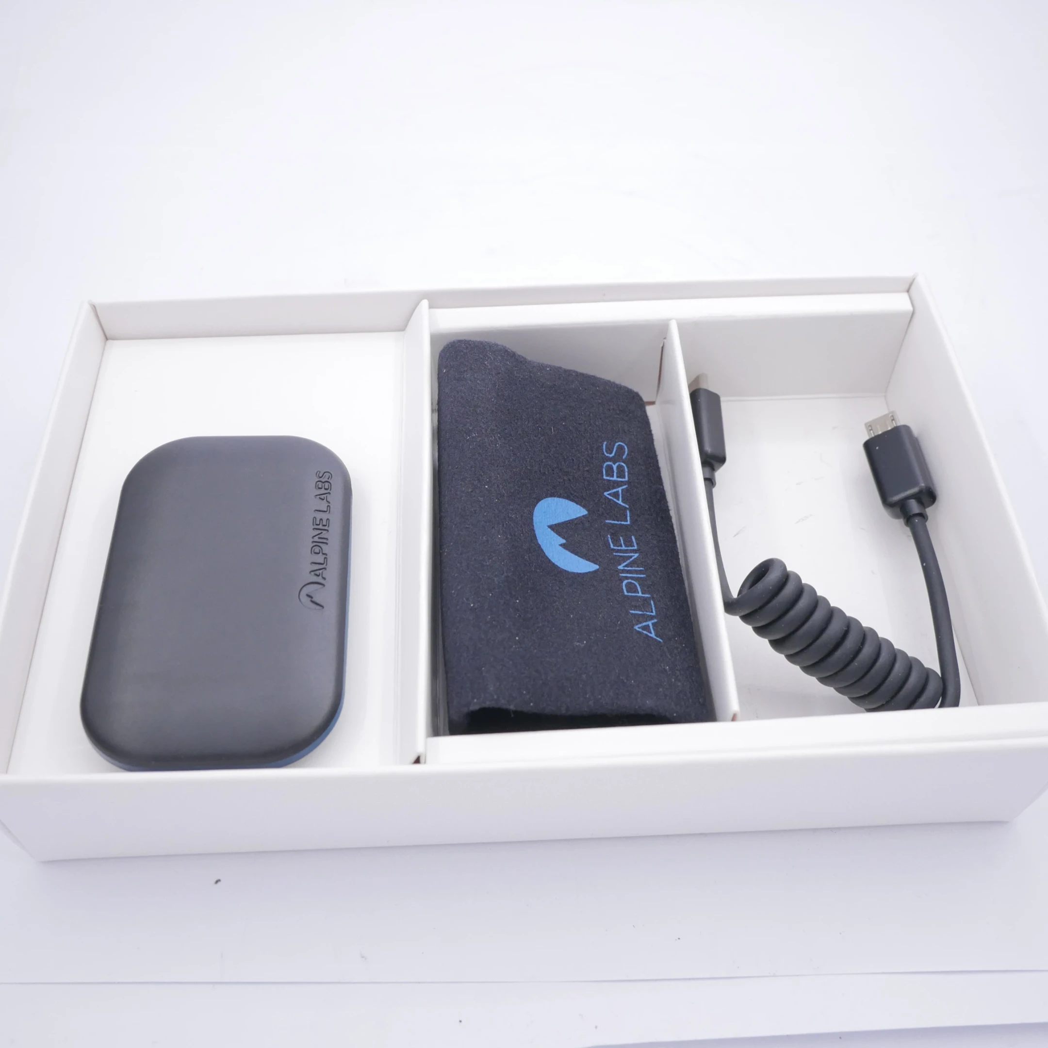 Alpine Labs Pulse Bluetooth Camera Remote - Best Available Image