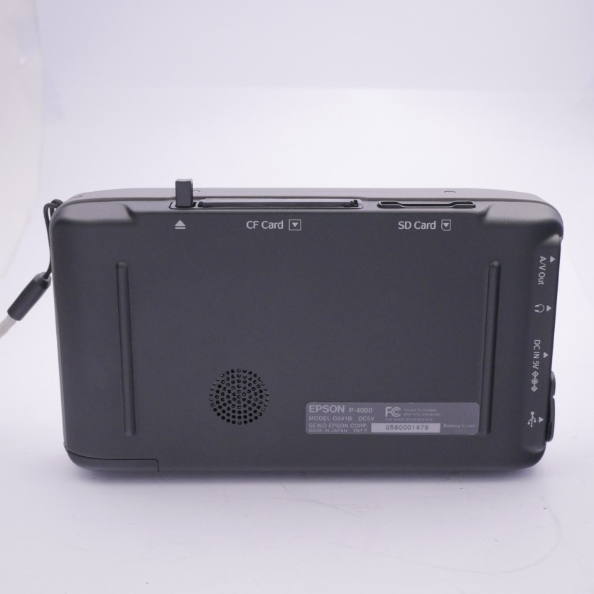 S-H-NRH8K2_2.jpg - Epson P-4000 Multimedia Storage Viewer  - Image 2