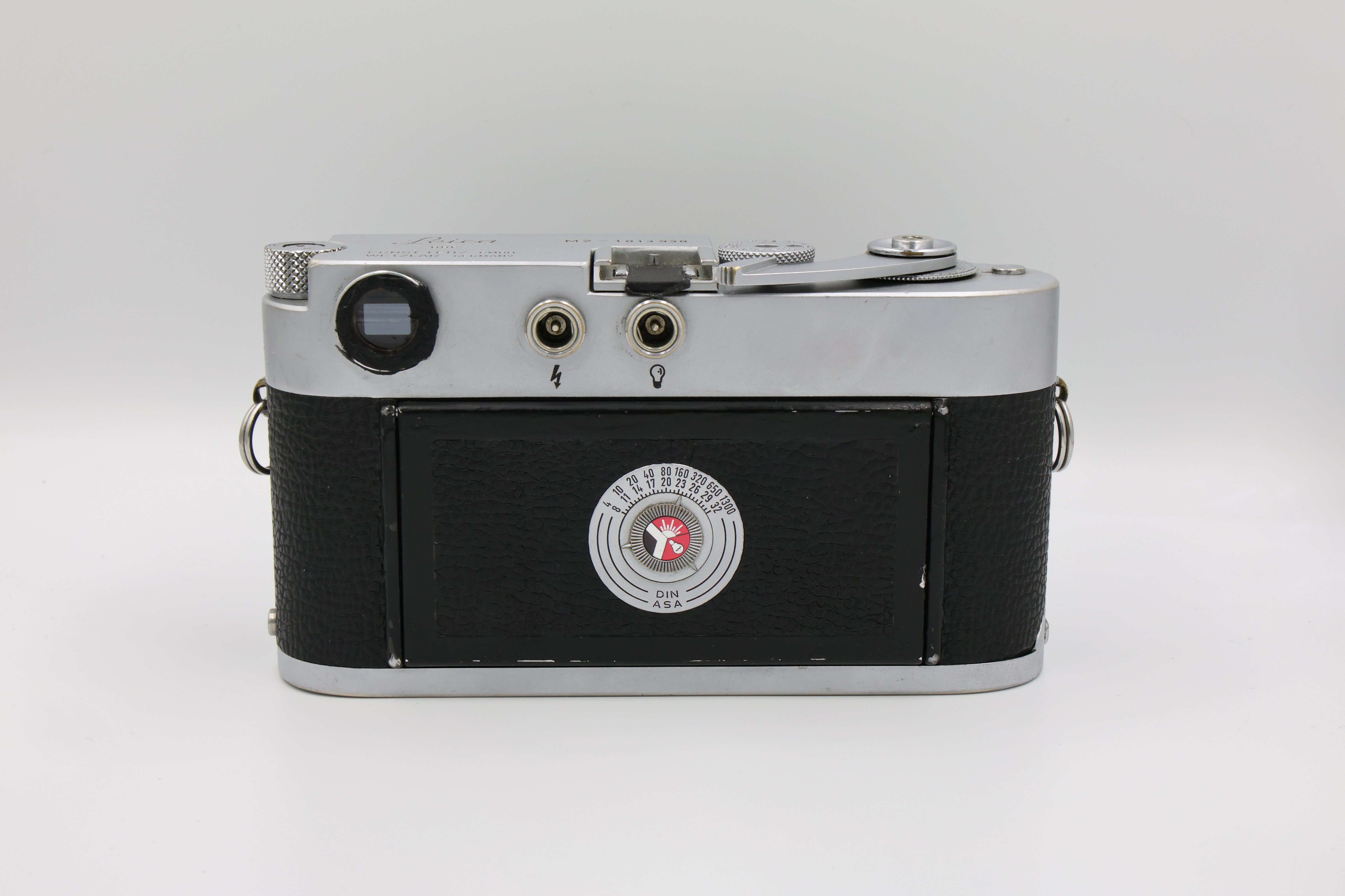 S-H-P7N9MY_4.jpg - Leica M2 + 50mm f/2 Summicron-M - Image 3