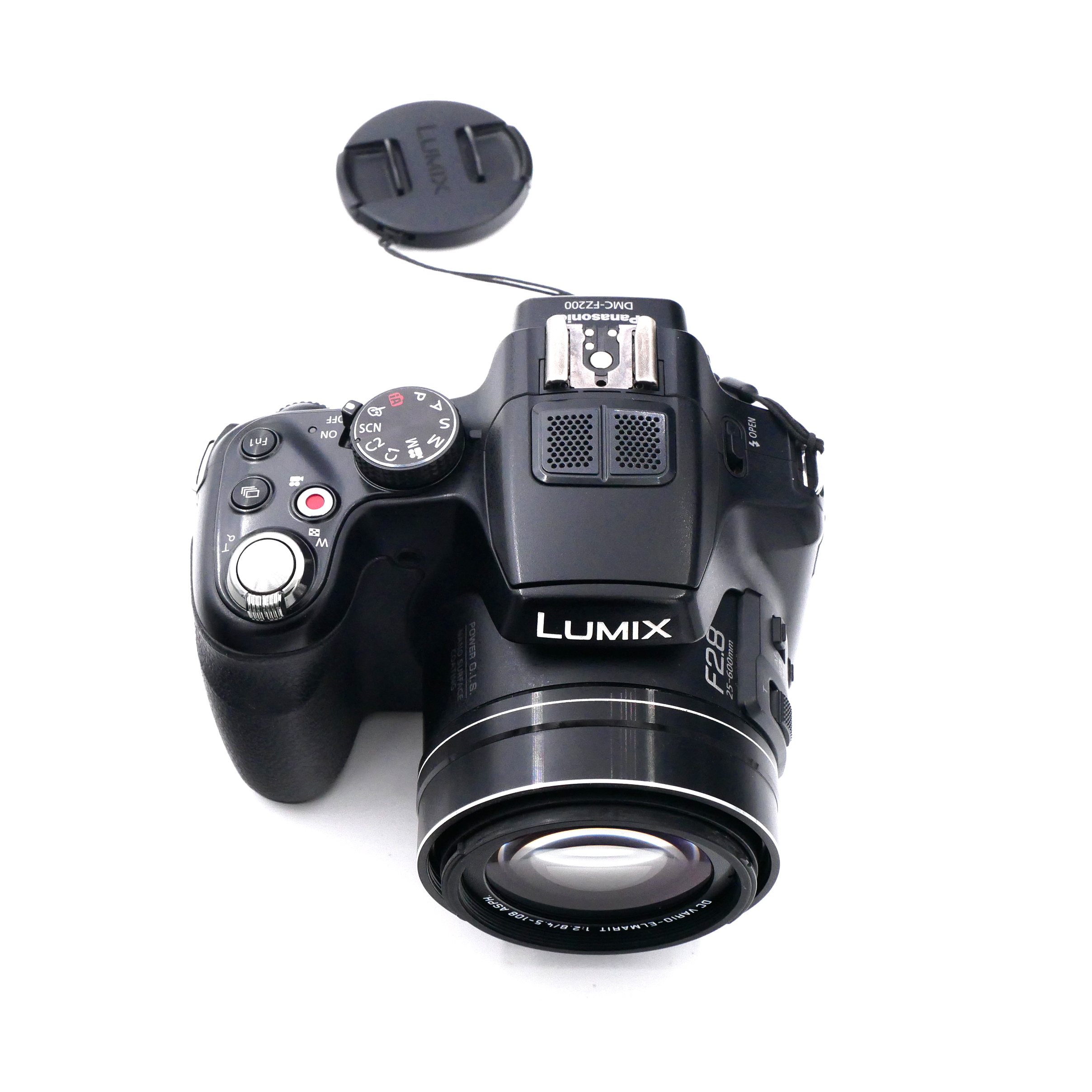 S-H-P8UHXK_2.jpg - Panasonic DMC-FZ200 Digital Camera - Image 1