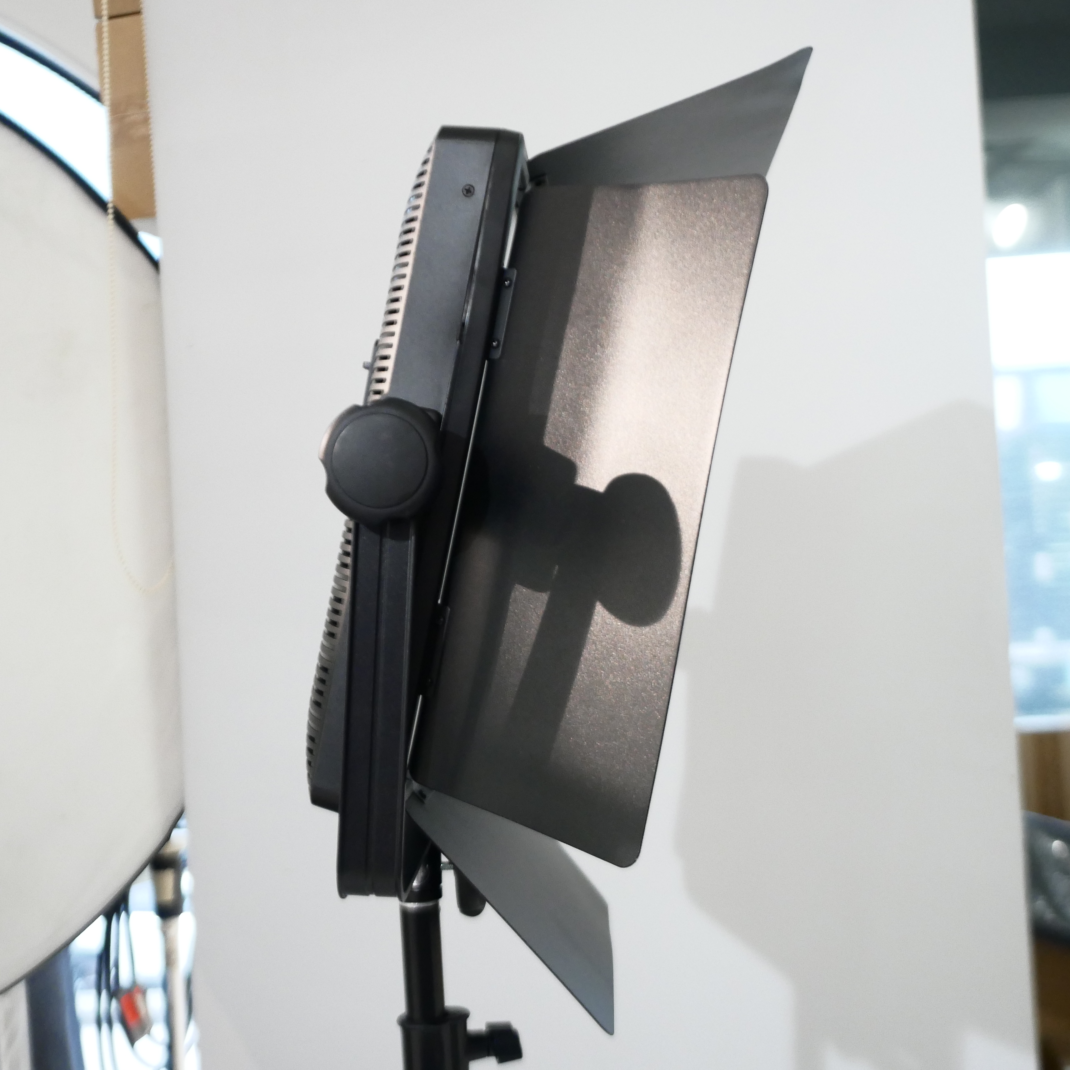 S-H-PEDTVL_4.jpg - Godox LED 1000Bi II Light - Image 3