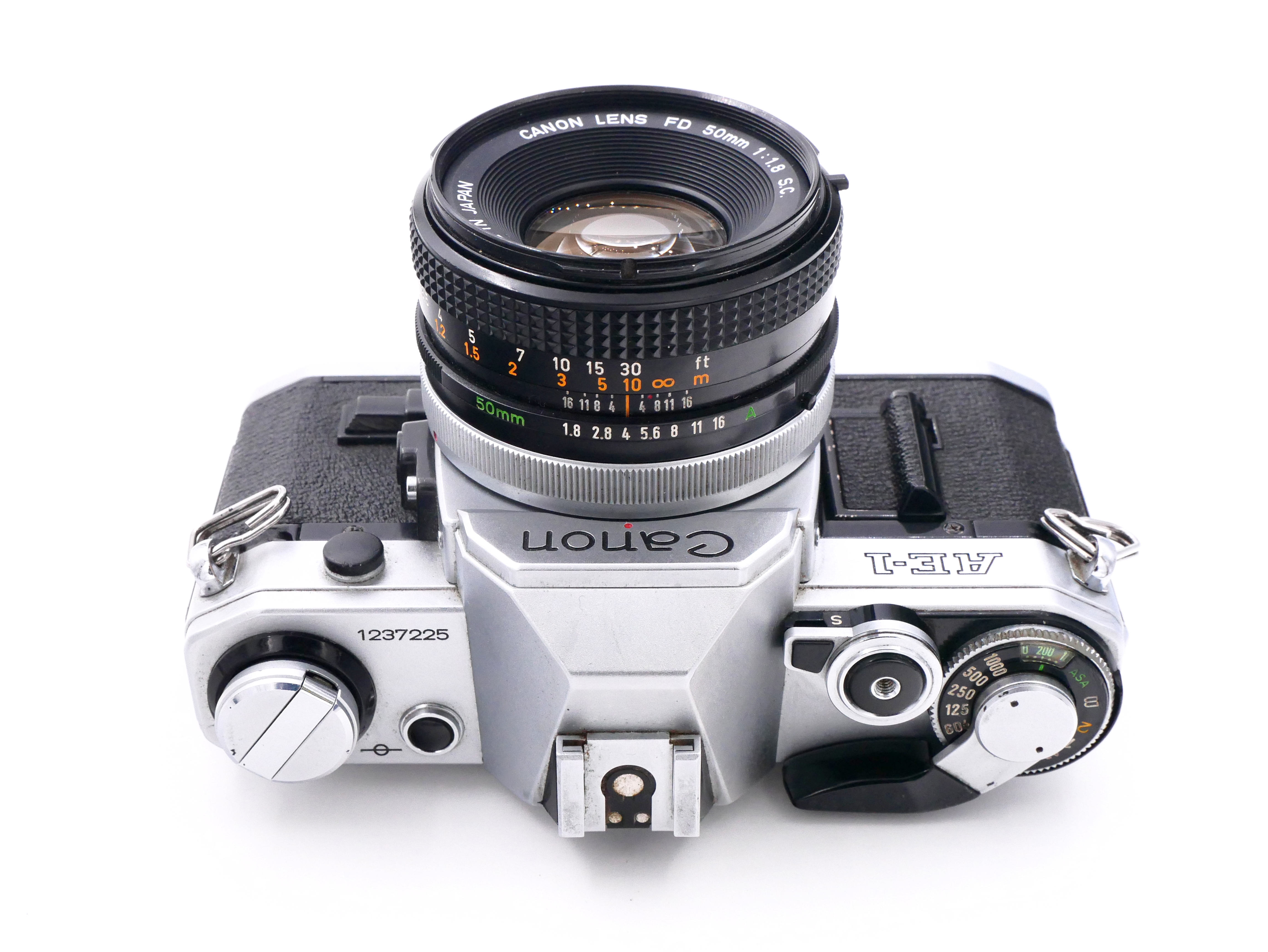 Canon AE-1 + FD 50mm F1.8