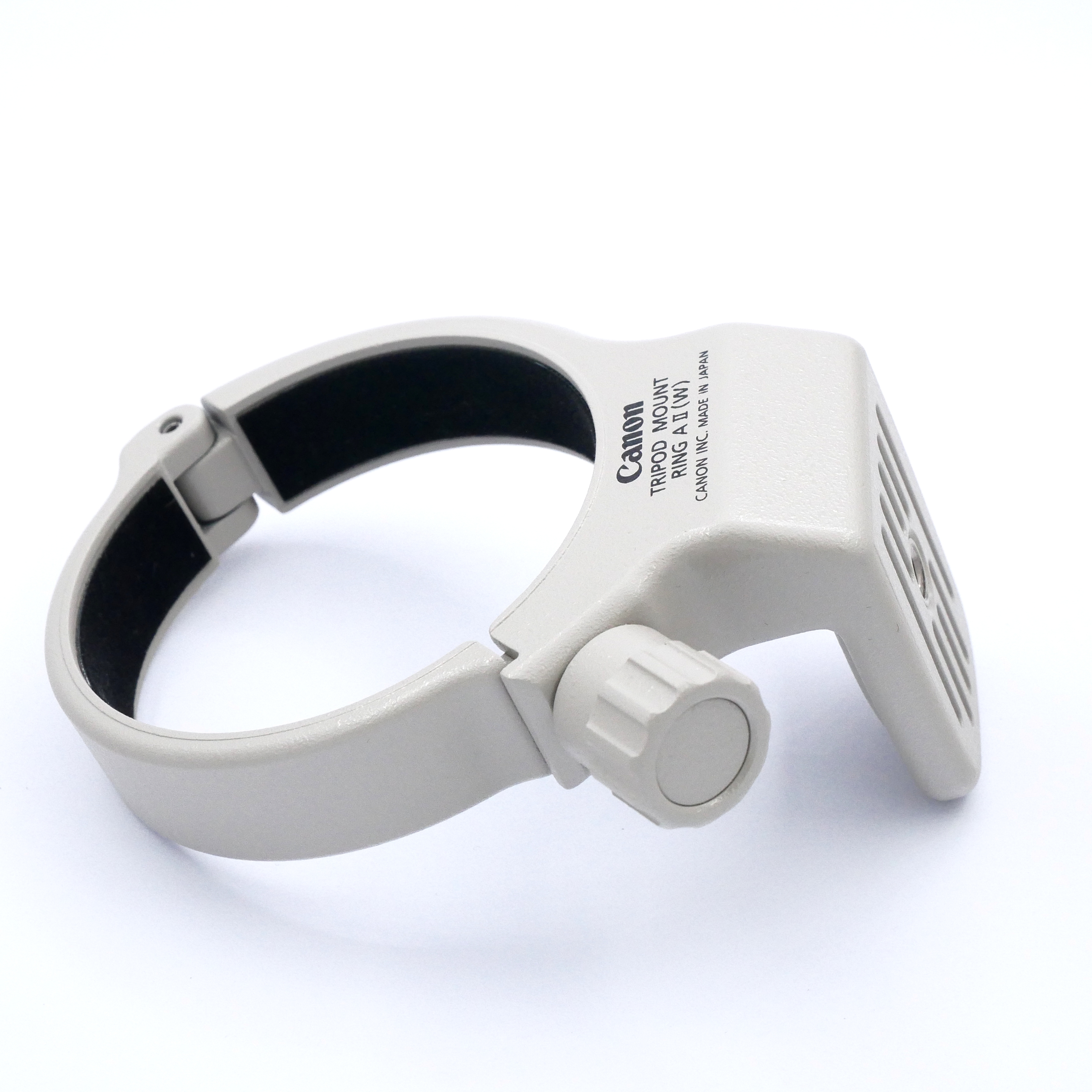 S-H-R87Y6X_3.jpg - Canon Tripod Mount Ring All (W) - Image 2