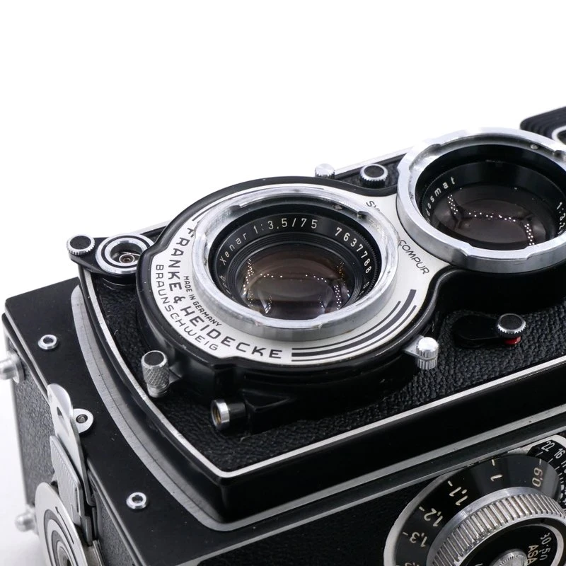 S-H-RC52JD_6.webp - Rolleicord VB with Schneider 75mm F/3.5 Xenar Lens - Image 4
