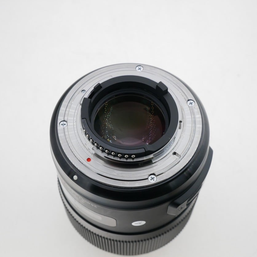 S-H-TAVW8M_3.jpg - Sigma 35mm F1.4 Art Lens for Nikon F-Mount