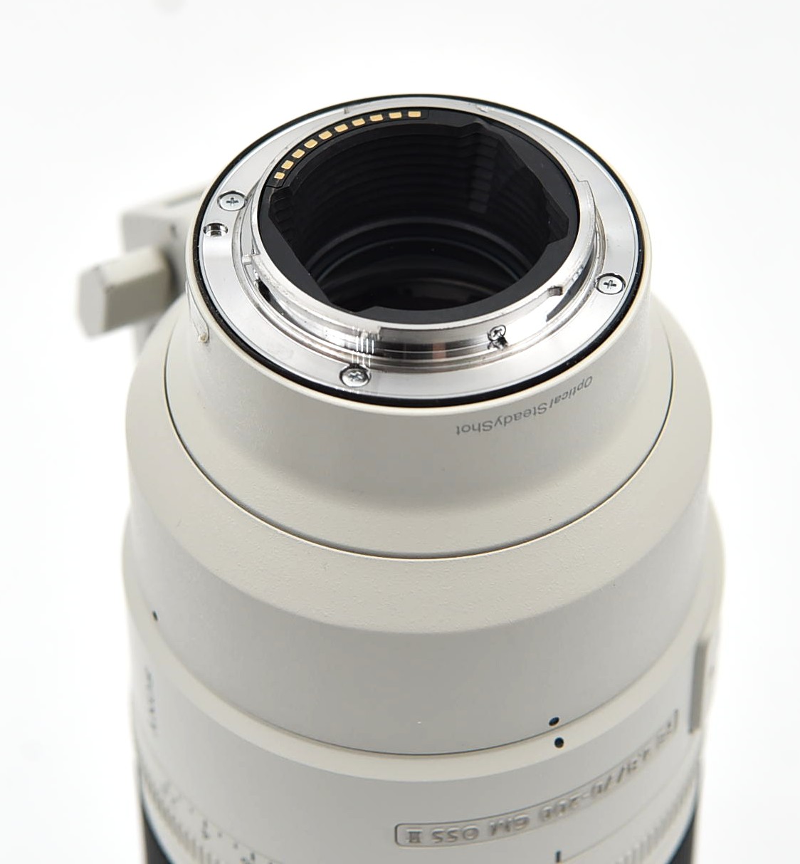 S-H-UC2N53_3.jpg - Sony FE 70-200mm f/2.8 GM OSS II Lens - Image 2