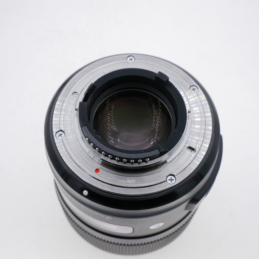 S-H-V4UHHA_4.jpg - Sigma 35mm F1.4 DG ART Lens for FX-Mount