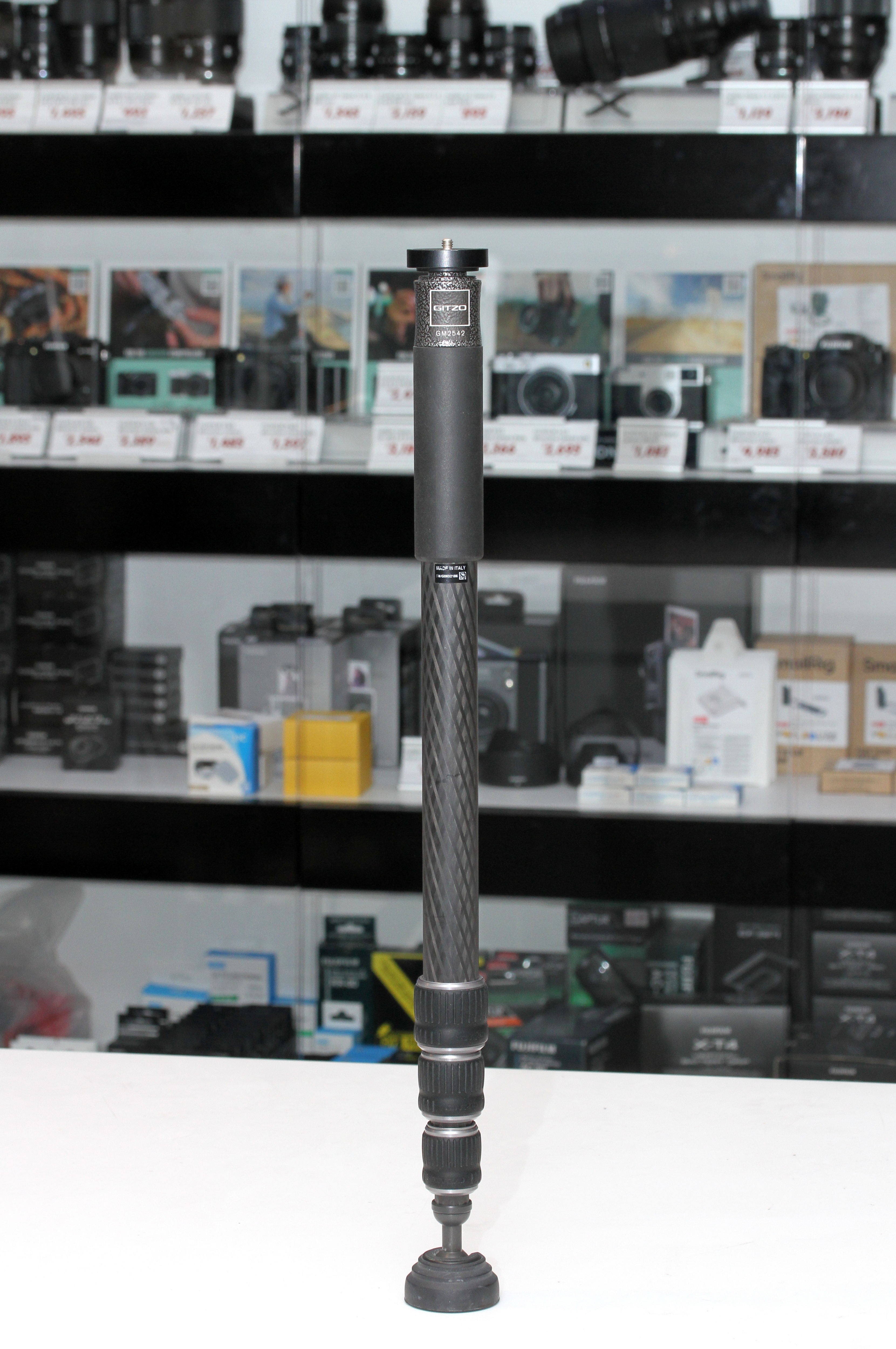 Best image for Gitzo GM2542 Carbon Fiber Monopod 