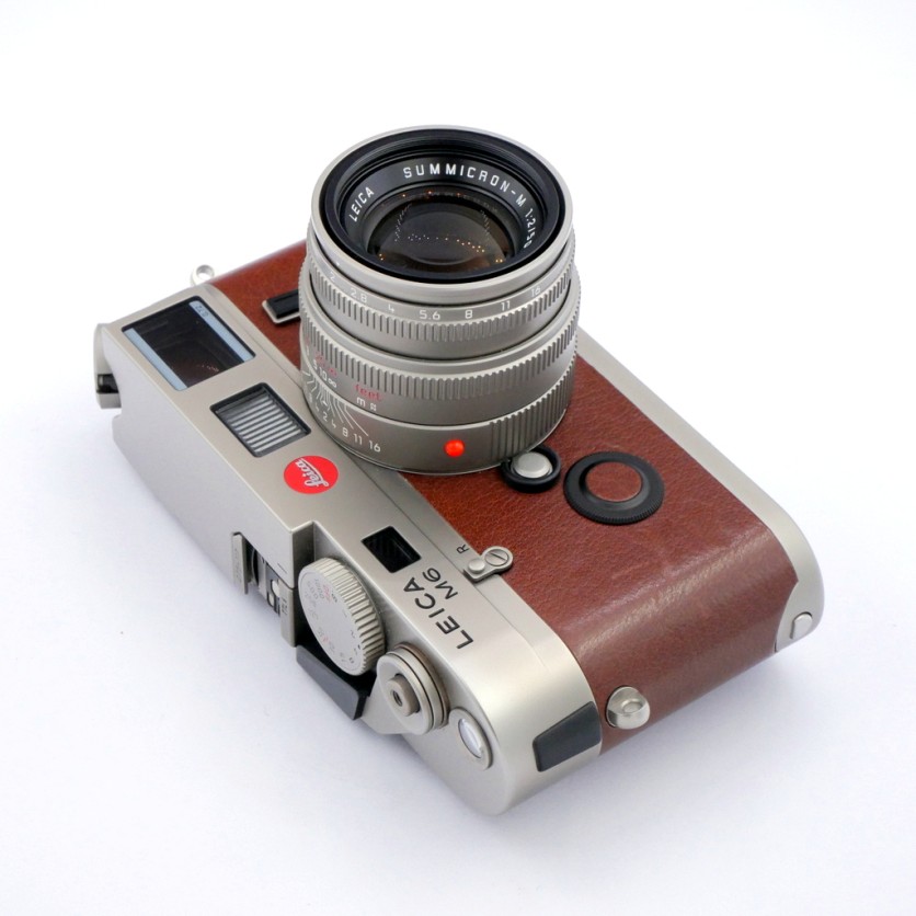 Best image for Leica M6 TTL 0,72 + 50mm F/2 Summicron-M Titanium model 10435