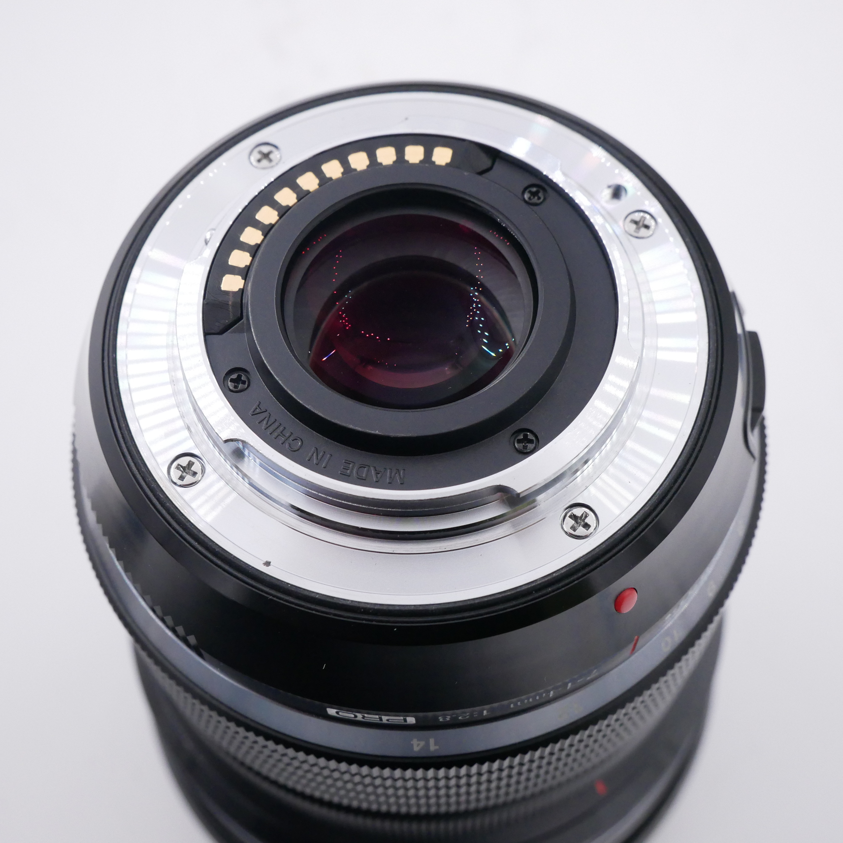 S-H-XJ9X3R_3.jpg - Olympus 7-14mm F2.8 ED Pro Lens - Image 2
