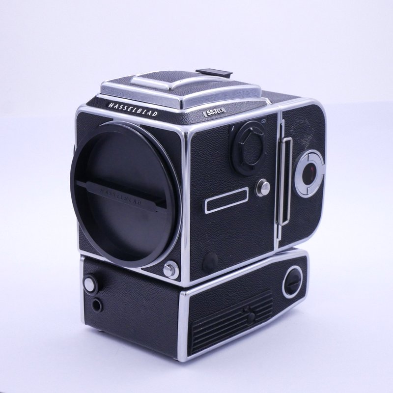 S-H-XJUSV4_3.jpg - Hasselblad 553 ELX body with Waist Level Finder and A12 back - Image 2
