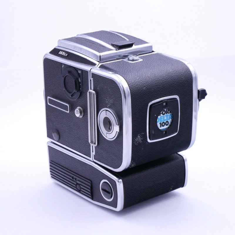 S-H-XJUSV4_4.jpg - Hasselblad 553 ELX body with Waist Level Finder and A12 back - Image 3