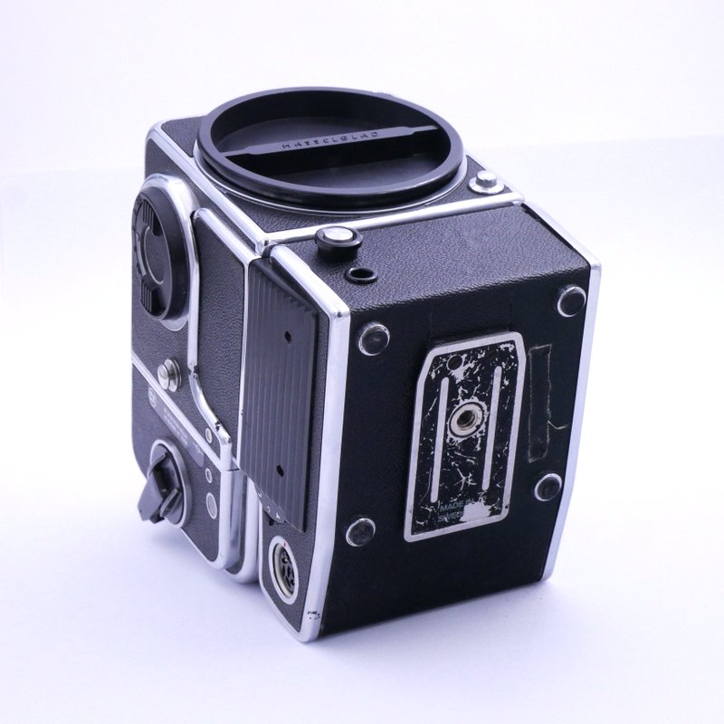 S-H-XJUSV4_6.jpg - Hasselblad 553 ELX body with Waist Level Finder and A12 back - Image 5