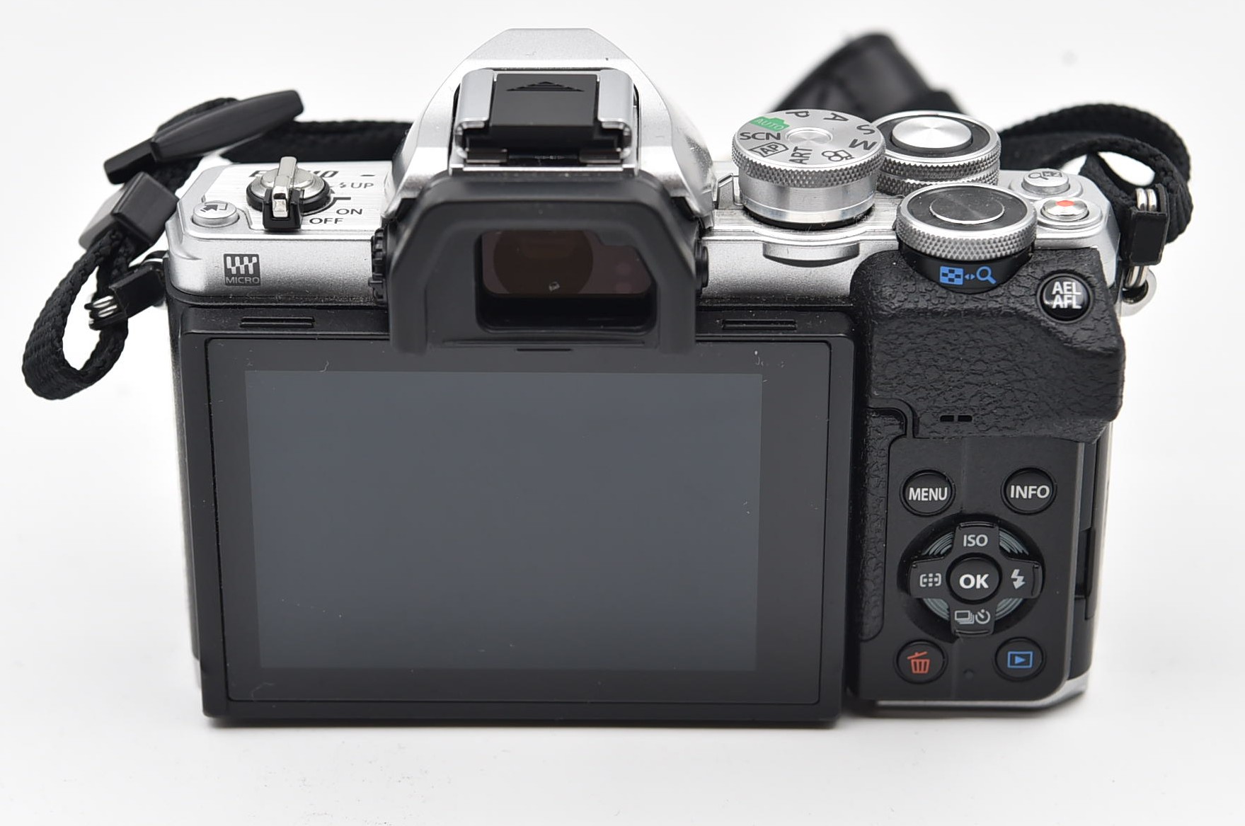 S-H-XW7MCF_3.jpg - Olympus E-M10 Mark IV with 14-42mm Lens Silver - Image 1