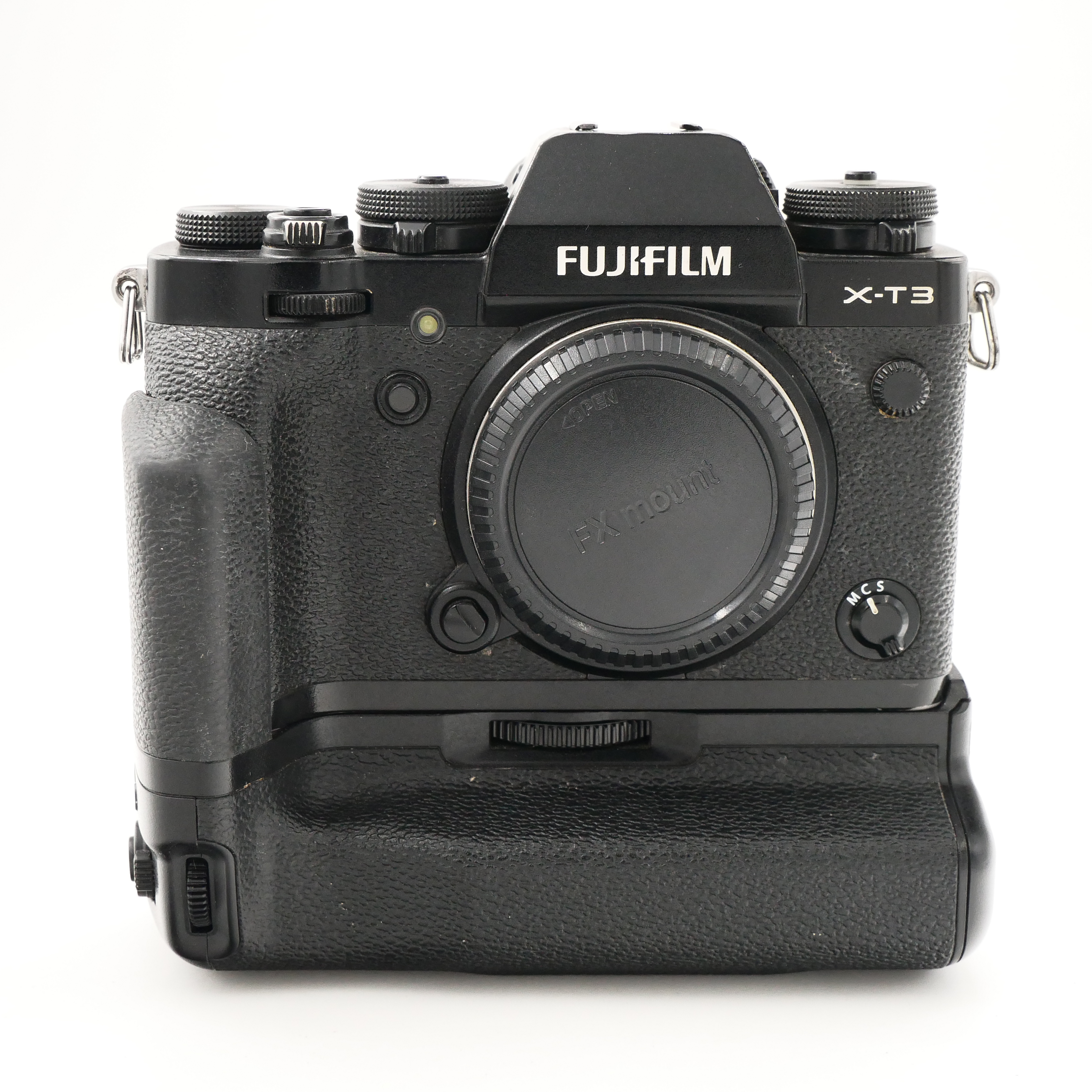 Fujifilm X-T3 + Smallrig VG-XT3 Grip  - Best Available Image